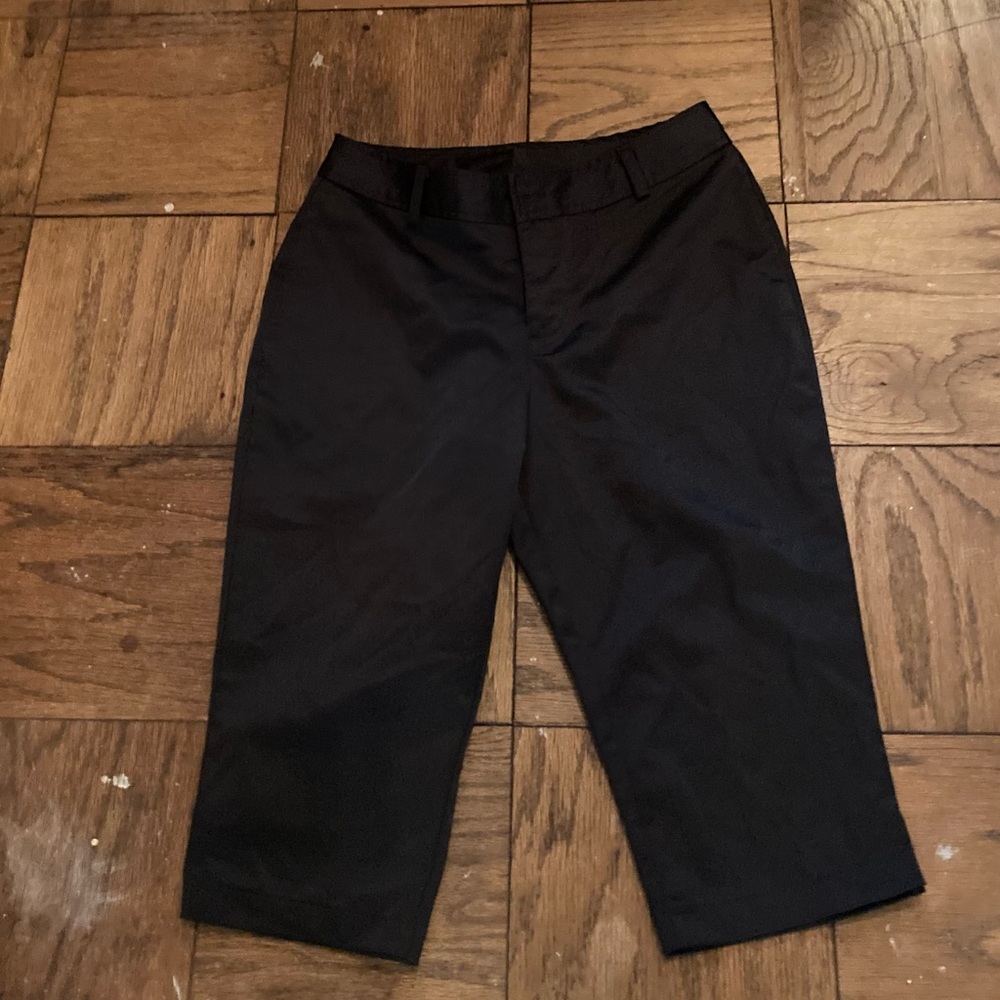 Mandee's Brand Women's Black Satin Capri Pants
